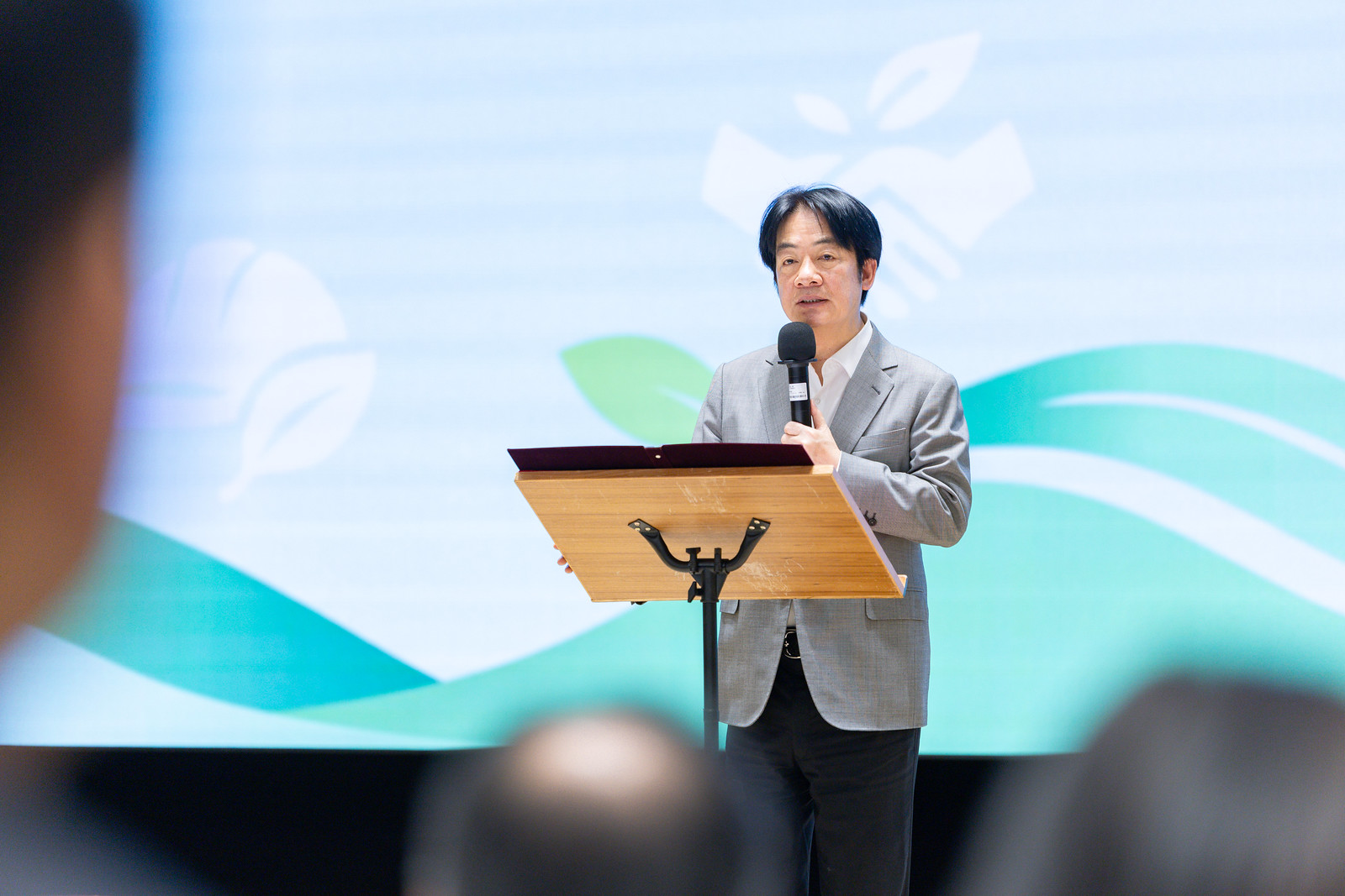 百億綠色成長基金啟動 總統：讓台灣奪得全球淨零競賽先機