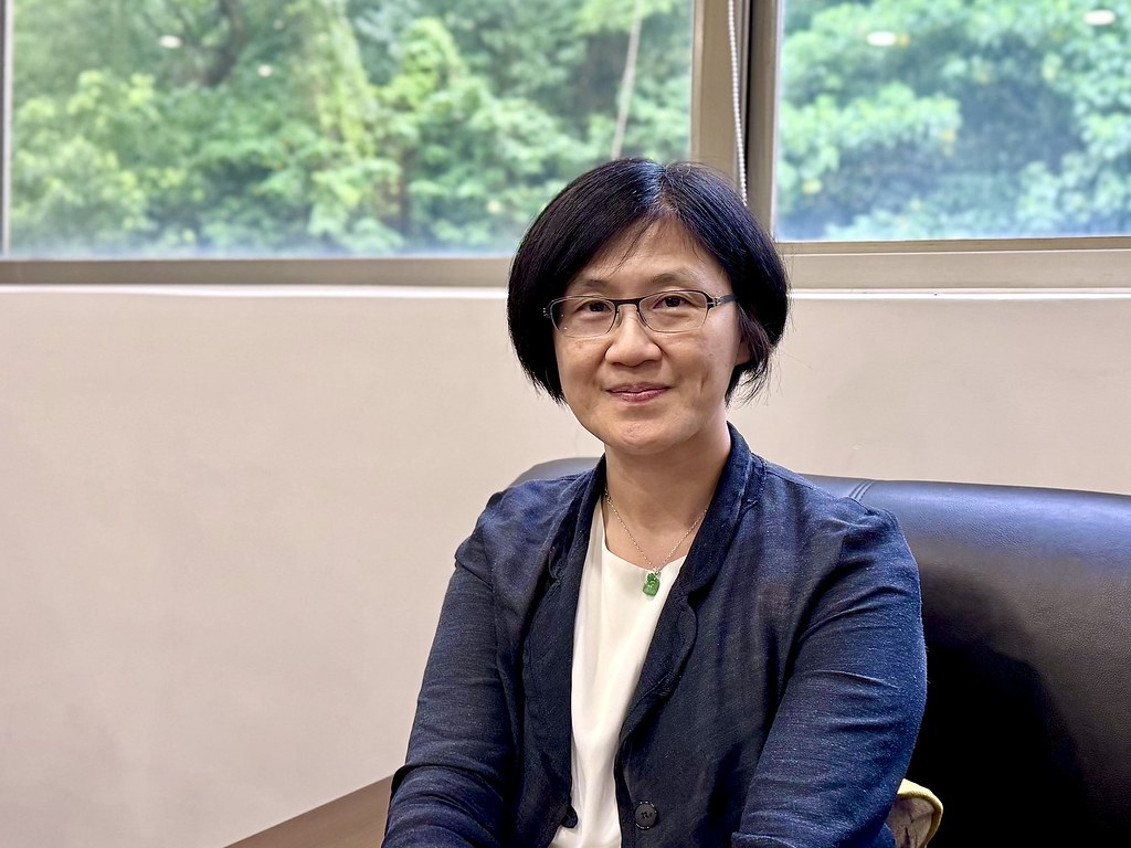 非核工背景的行政學教授，如何拆解核廢難題——專訪核廢辦主任杜文苓