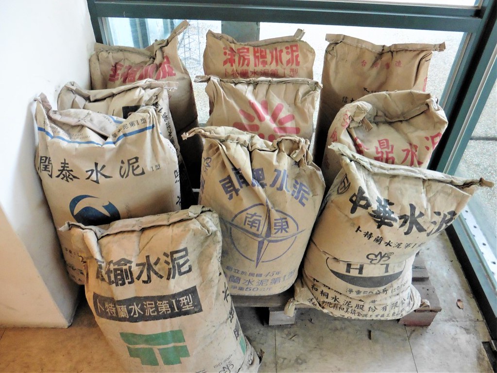 碳邊境調整「台版CBAM」2026年上路 首波列管水泥業六大產品名單出爐